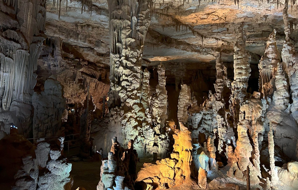 Cathedral Caverns